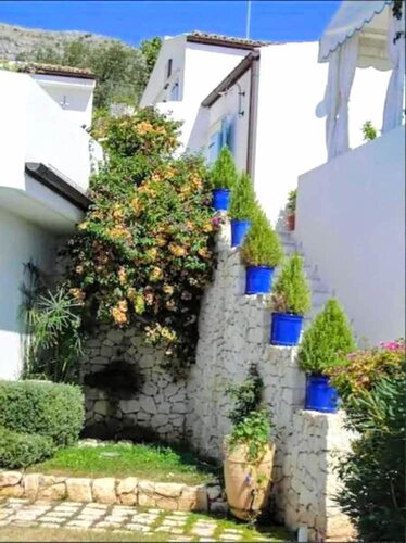 B&B Casa Margiò, Book Bed and Breakfast Hoteller i Foresta Umbra med parkering, Parkering