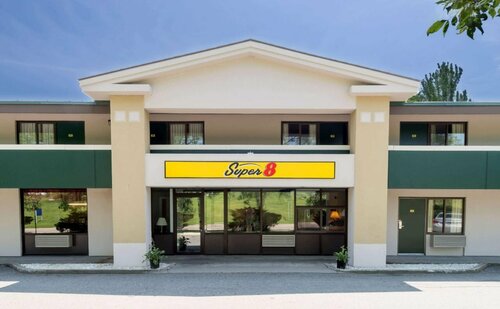Super 8 by Wyndham White River Junction, Prenota Locanda White River Junction 