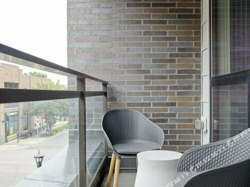 Sonder - Lake Suites, Забронировать Отель Отели Миннеаполиса с бассейном, рядом с Midtown Greenway, Бассейн