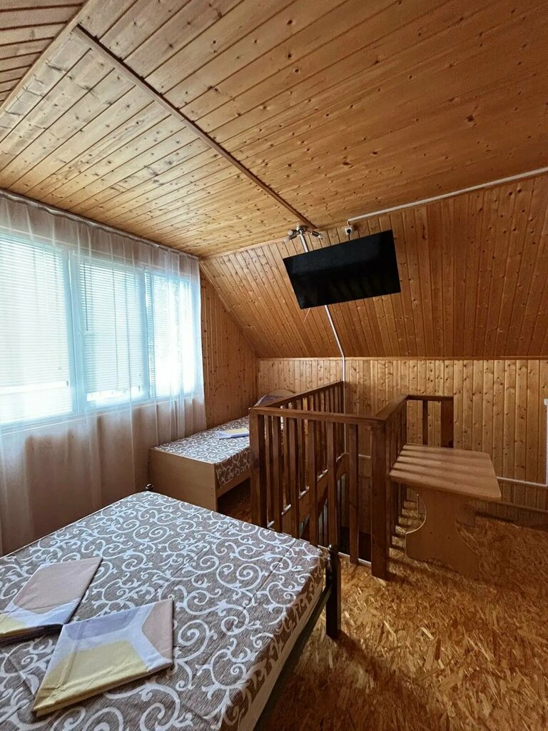 У Виктора