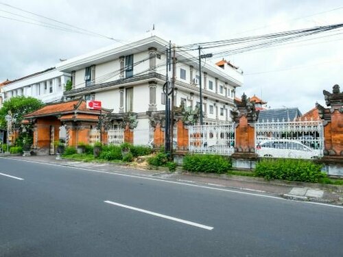 RedDoorz at Hotel Nuansa Indah Denpasar, Забронировать Отель Денпасар Denpasar Municipality