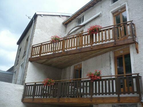 Hotel Restaurant Herard, Varaa Hotelli Bourbonne-les-Bains 