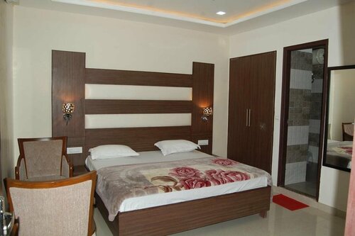Hotel Waves, Забронировать Отель Отели штата Харьяны 3 звезды, 3*