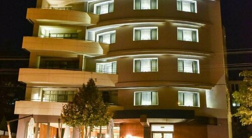 Hotel River Park, Забронировать Отель Отели Трансильвании с парковкой, Парковка
