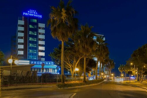 Hotel Promenade, Забронировать Отель Отели в центре Монтесильвано, в центре