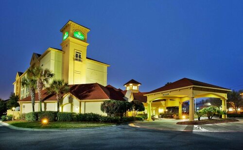 Days Inn by Wyndham Panama City, จอง โรงแรม ปานามาซิตี Panhandle Florida