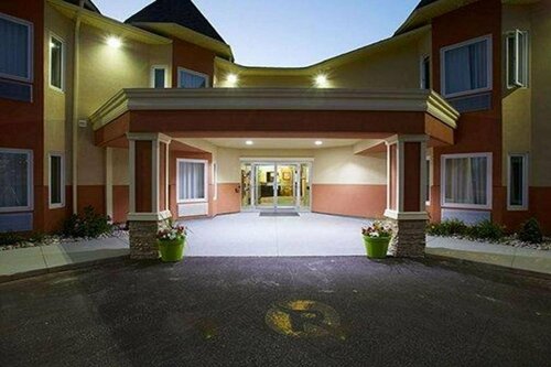 Quality Inn, Foglalás Szálloda Ontario szállodák parkolóval, Parkolás