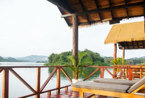 Sunset Nam Ngum tented resort, Prenota Resort Vang Vieng 