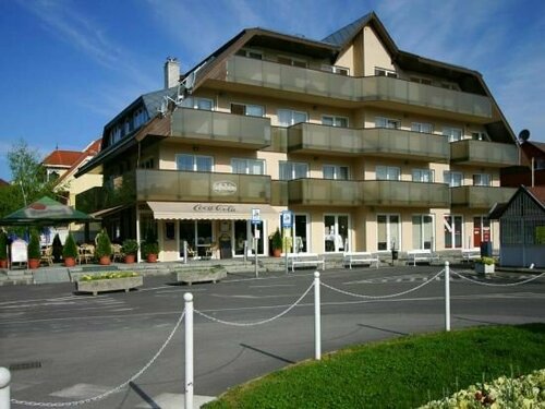 Relax Apartmenthouse, Забронировать Апартаменты/квартира Отели Хевиз с парковкой, Парковка