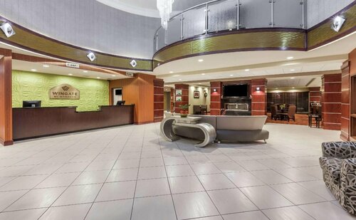 La Quinta Inn & Suites by Wyndham Tulsa Midtown, Prenota Hotel Tulsa Oklahoma