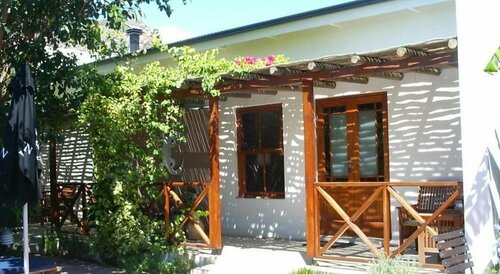 Malherbe Guesthouse, Забронировать Отель Отели Монтегю 4 звезды, рядом с Hick's Art Gallery, 4*