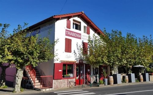 Hôtel Restaurant Trabenia, Забронировать Отель Отели French Basque Country с парковкой, Парковка