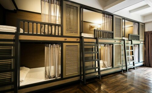 Warm Window Silom, Забронировать Хостел Хостелы Бангкока, рядом с Христианская больница Бангкока, Хостел