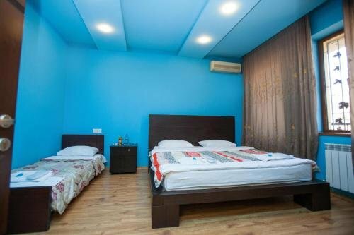 Hotel 4You, Забронировать Отель Отели Тбилиси 3 звезды, рядом с Исани, 3*