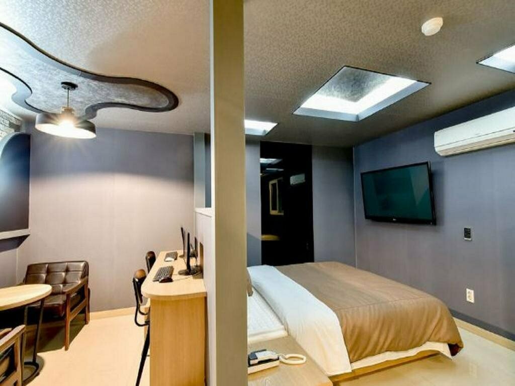 Cozy Tree Hotel Seomyeon
