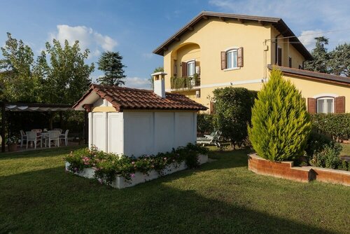 Nina Guest House, Book Pension Castegnero Venetien