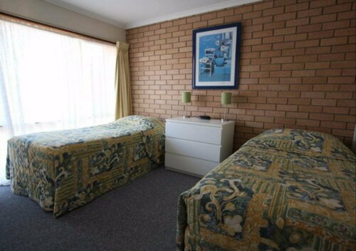Sapphire Court Holiday Units, Забронировать Отель Татра Sapphire Coast