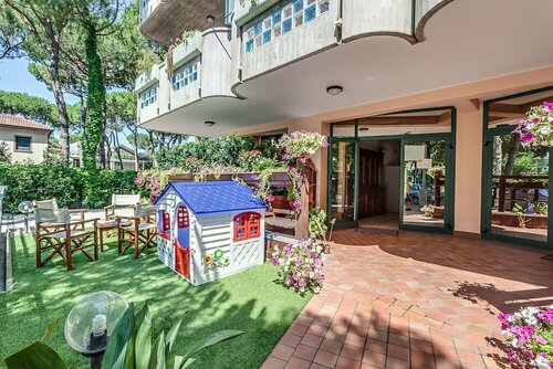 Hotel residence Jamaica, Забронировать Отель Отели Червия 3 звезды, 3*