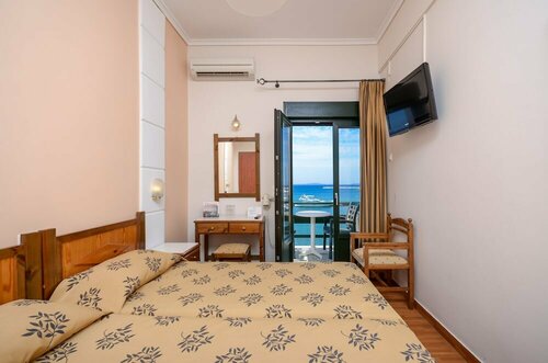 Hotel Coronis, Забронировать Отель Наксос остров Наксос, рядом с Замок Наксоса