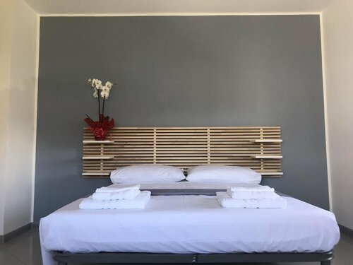 Chiara's Home, Rezervați Bed and Breakfast Hoteluri în Davoli cu parcare, Parcare