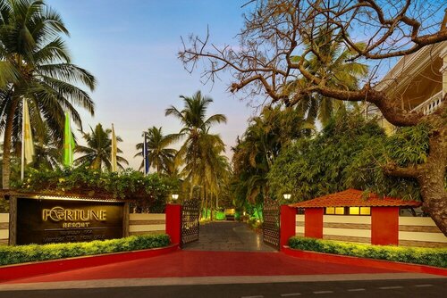 Fortune Resort Benaulim Goa - Member ITC Hotels' Group, Rezervovat Lázně / Resort Benaulim hotely s bazénem, Bazén