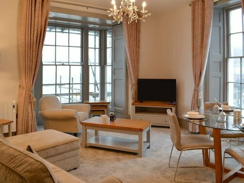 Four Seasons Hotel, Rezervați Hotel Aberystwyth Ceredigion