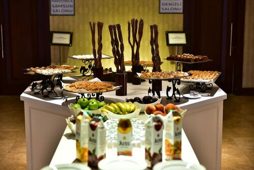 North Point Hotel, Забронировать Отель Отели Памуккале с парковкой, Парковка