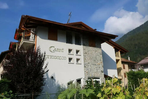 Hotel Garni Sottobosco, Забронировать Отель Димаро Валь-ди-Соле