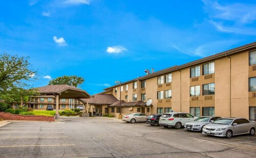 Quality Inn & Suites Lawrence - University Area, Réserver Hôtel Lawrence Kansas