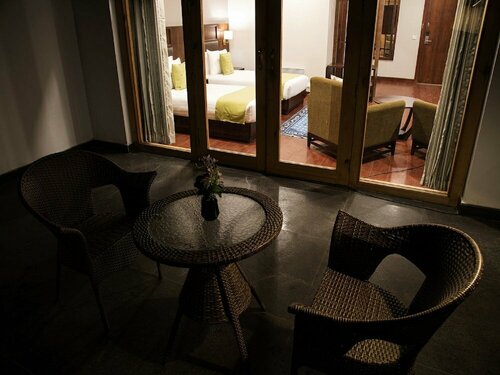 City Hotel Thimphu, Prenota Hotel Thimphu Bhutan