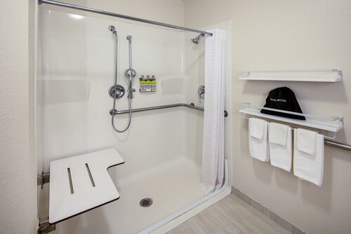 Candlewood Suites Manassas, Book Hotel Hoteller i Virginia med parkering, Parkering