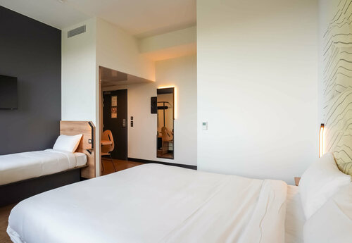 B&B HOTEL Paris Porte dOrléans, Забронировать Отель «постель и завтрак» Отели в центре Монруж с завтраком, отели в центре Монруж с завтраком