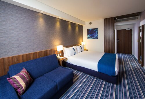 Holiday Inn Express Lisbon Alfragide, Rezervați Hotel Carnaxide Lisbon Region