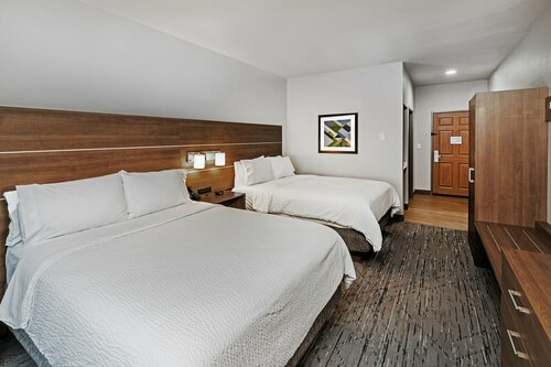 Holiday Inn Express & Suites Tulsa S Broken Arrow Hwy 51, an IHG Hotel, Réserver Hôtel Hôtels à Oklahoma avec piscine, Piscine