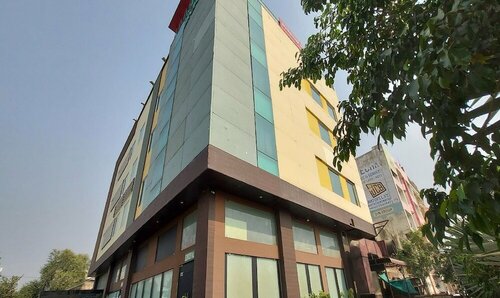 Collection O 135 Hotel Broadway, Забронировать Отель Отели Джайпура с бассейном, рядом с Торговый центр Pink Square Mall, Бассейн