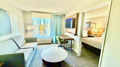 Charlotte Suites, Prenota Hotel Charlotte Carolina del Nord