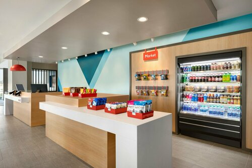 avid Hotel Harrisburg NE Hershey Area by IHG, Book Hotel Hoteller i Pennsylvania med pool, Swimmingpool