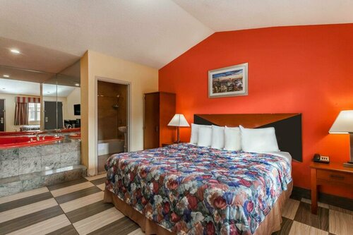 Travelodge by Wyndham Jersey City, Забронировать Мини-отель Отели Нью-Джерси с парковкой, Парковка