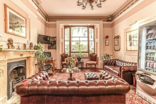 Dolphin Inn - The Lodge, Забронировать Отель Отели Лондона с завтраком, рядом с Эджвар Роуд (Бейкерлу), Завтраки