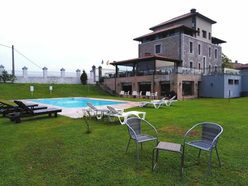 Hotel Villadesella, Book Hotel Hotels in Asturias with a Pool, Swimming Pool