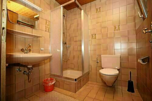 Haus Geigenkamm, Book Hotel Hoteller i Tyrol med parkering, Parkering