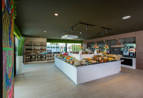 Utopia Naiharn Villas