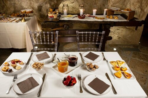 Palazzo Del Duca Hotel & Restaurant, Book Hotel Matera Basilicata, nær Matera Centrale Train Station