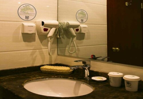 GreenTree Inn Anhui Mingguang Chihe Avenue Guancheng International City Express Hotel, Reservar Hotel Hotéis de 3 estrelas em Mingguang, 3*