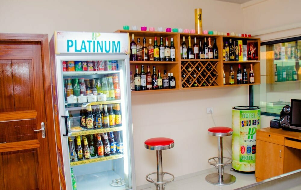 HOTEL PLATINUM