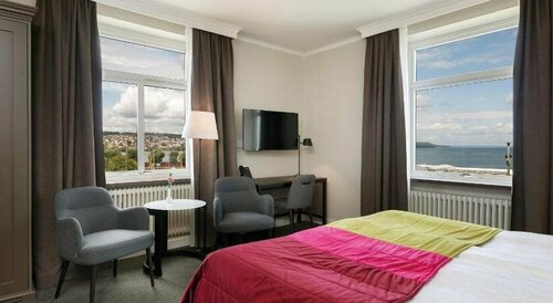 Elite Stora Hotellet, Забронировать Отель Отели Йенчепинг с парковкой, рядом с Spira Culture Centre, Парковка