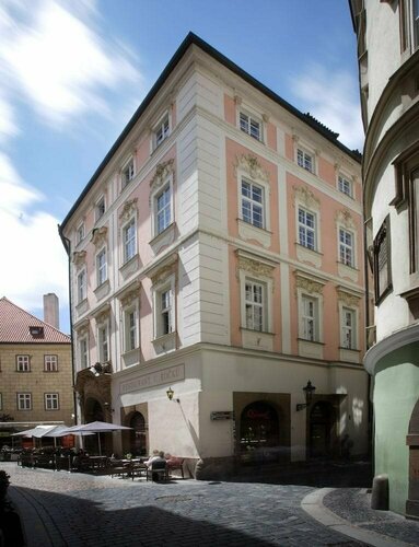 Hotel "Palác U Kočků" by Adrez, Palace At the Cats, Забронировать Отель Отели Праги с питанием, рядом с Театр Губерниа, Пансион