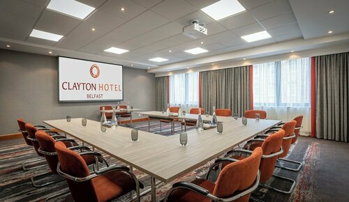 Clayton Hotel Belfast City, Забронировать Отель Отели Графства Антрим с бассейном, Бассейн