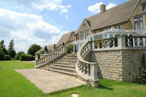 Cricklade House Hotel, Sure Hotel Collection by Best Western, Rezervați Hotel Hoteluri în Gloucestershire cu parcare, Parcare