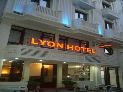 Lyon Hotel İstanbul, Забронировать Отель Отели Фатих 3 звезды, 3*